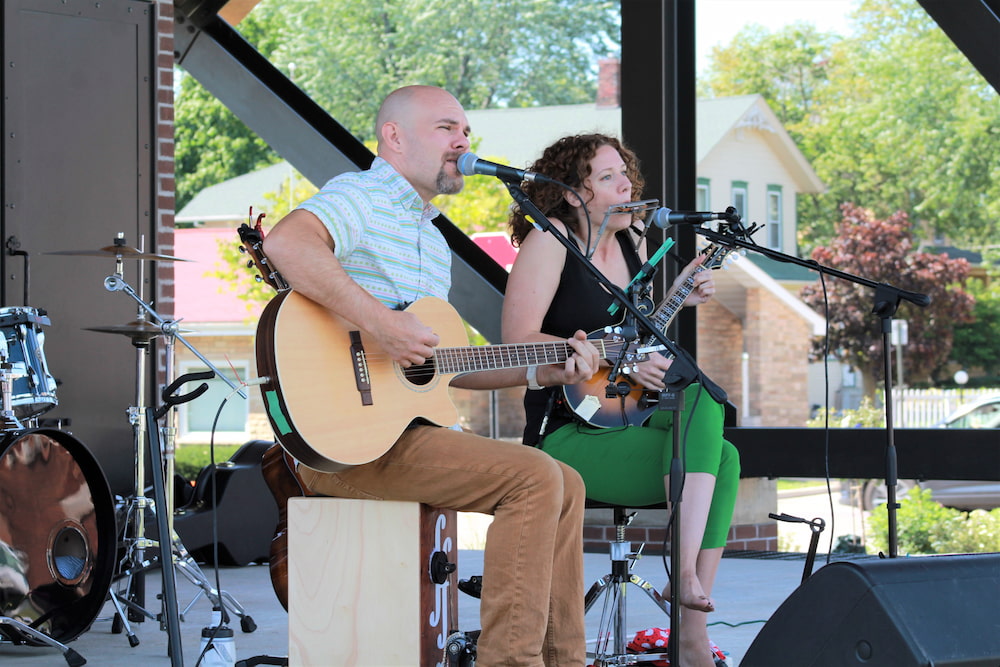 foxfire affair at Wenzel Family Plaza