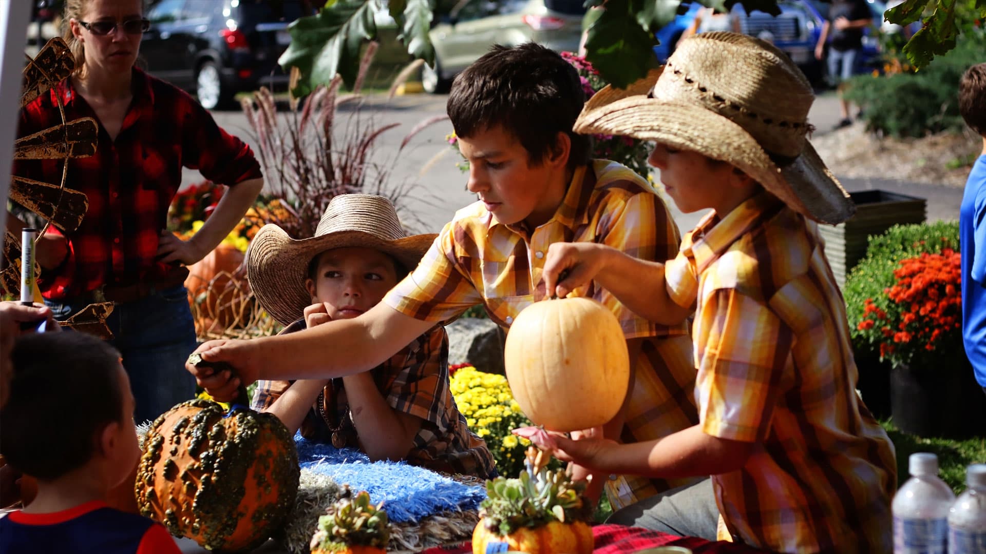 Your guide to Marshfield’s Maple Fall Fest | Kids at Maple Fall Fest in Marshfield WI